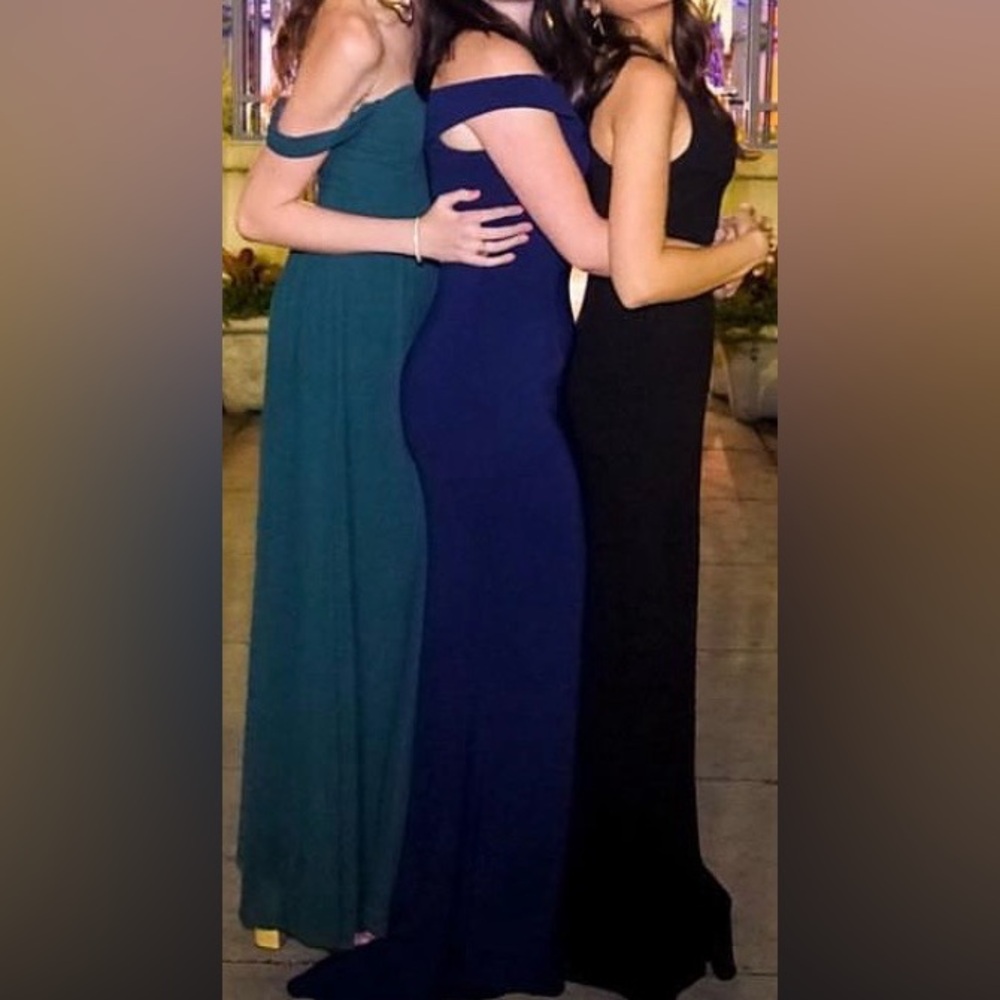 Navy Blue Carmen Marc Valvo Elegant Evening Dress
